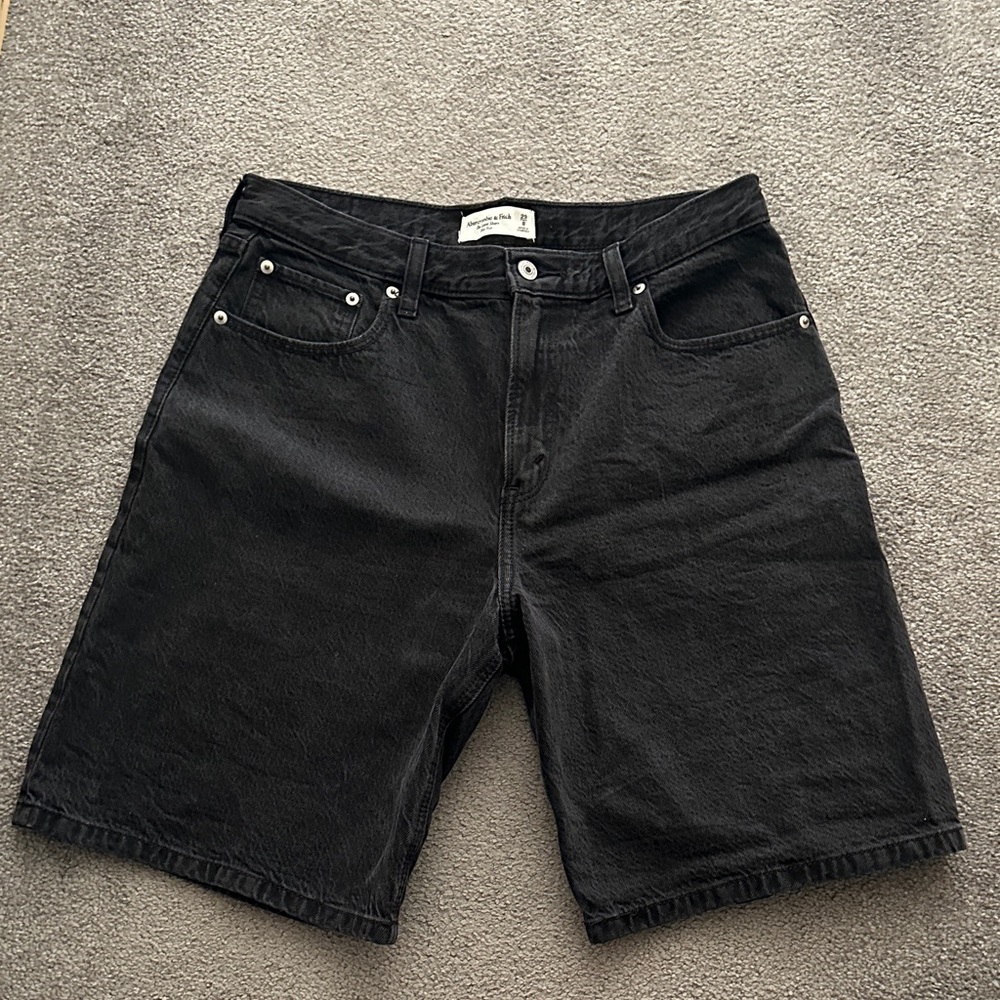 The loose short mid rise